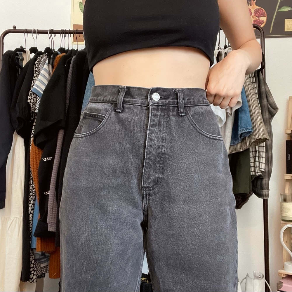 GUESS Vintage High-Waisted Mom Jeans